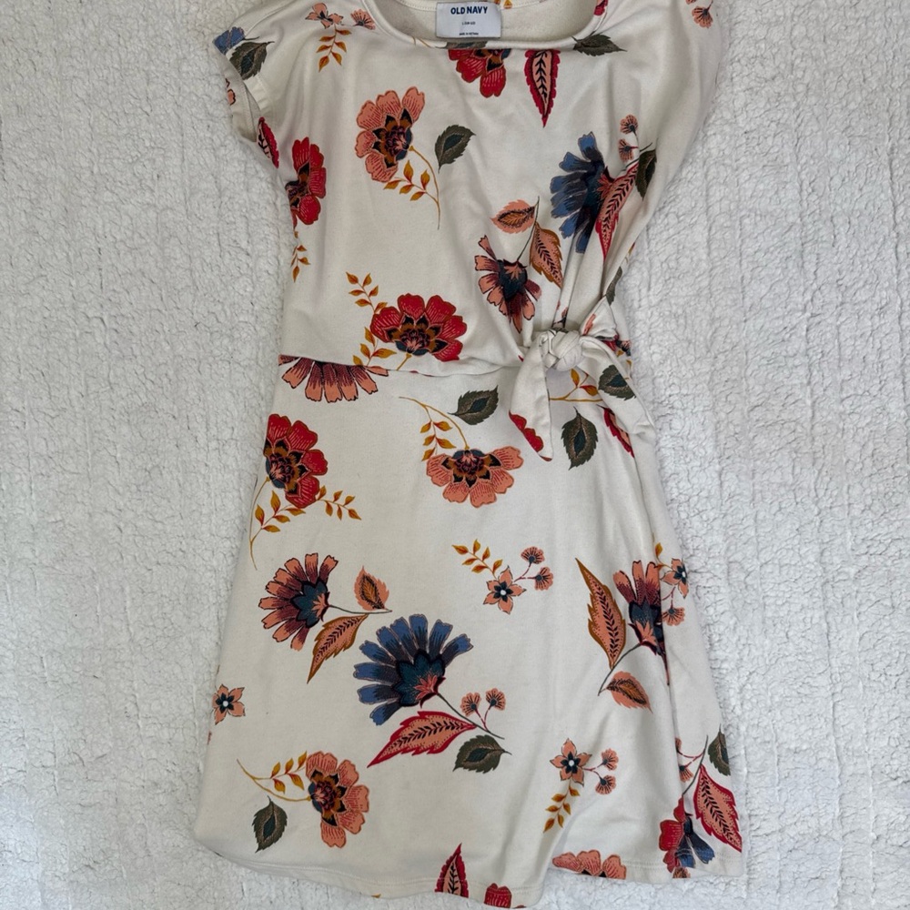 Old Navy Floral Dress with Red and Pink Accents girls